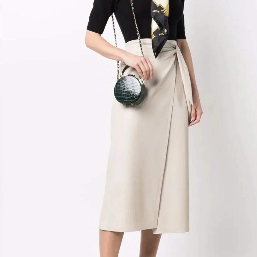 Aspinal of London Hat Box Micro crocodile-embossed patent leathers - Picture 15 of 15